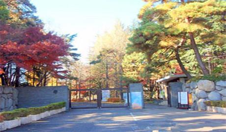 日本留学 一桥大学没有学前民间奖学金制度