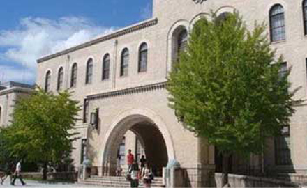 加拿大萨省里贾纳大学费用一览