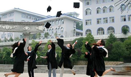 加拿大斯特罗恩中学怎么样