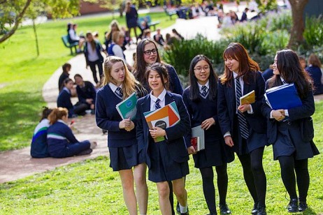 柳橙留学 澳洲留学澳洲中学升大学的奖励制度